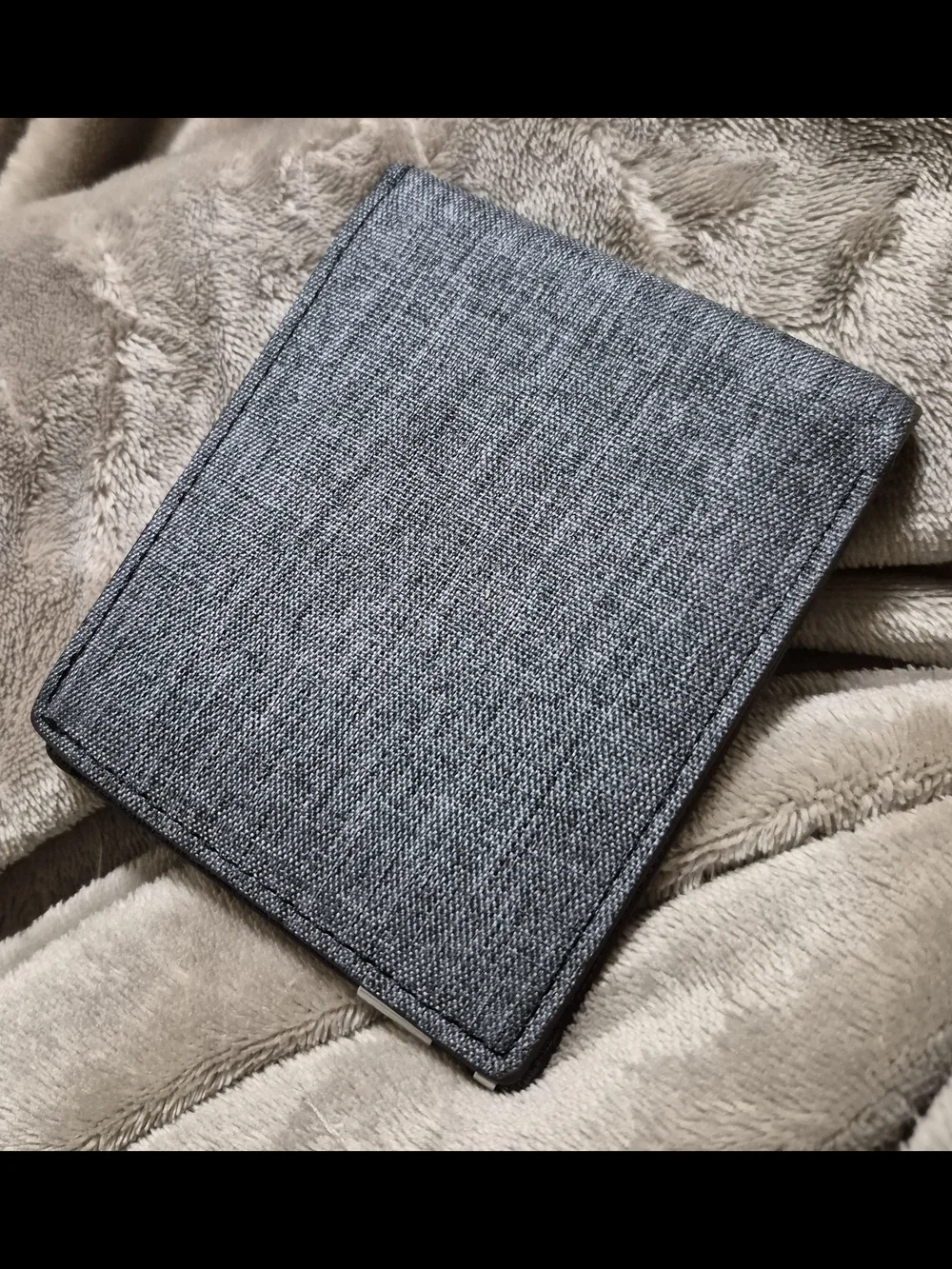 BNIB Runs Deep Men's Wallet